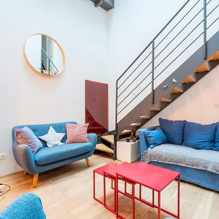 Charming Unique House In The Old District Of ליל